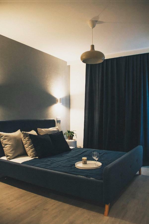 Pobookowane Stocznia Apartments 그단스크 외부 사진